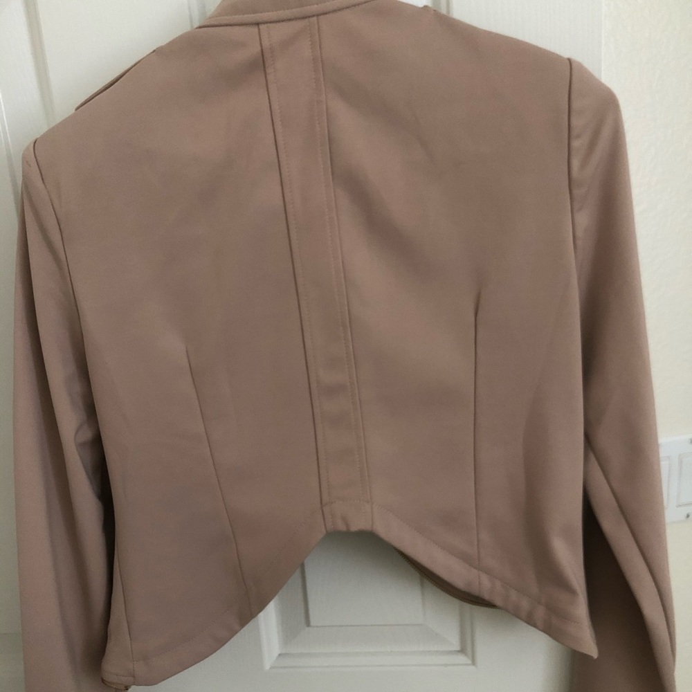 Blush jacket - Picture 3 of 3